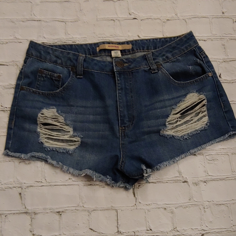Highway jean shorts